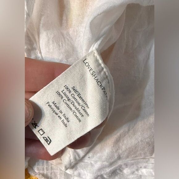 Like new LOVESHACKFANCY Jennings mini skirt in Antique white size small - Picture 5 of 7